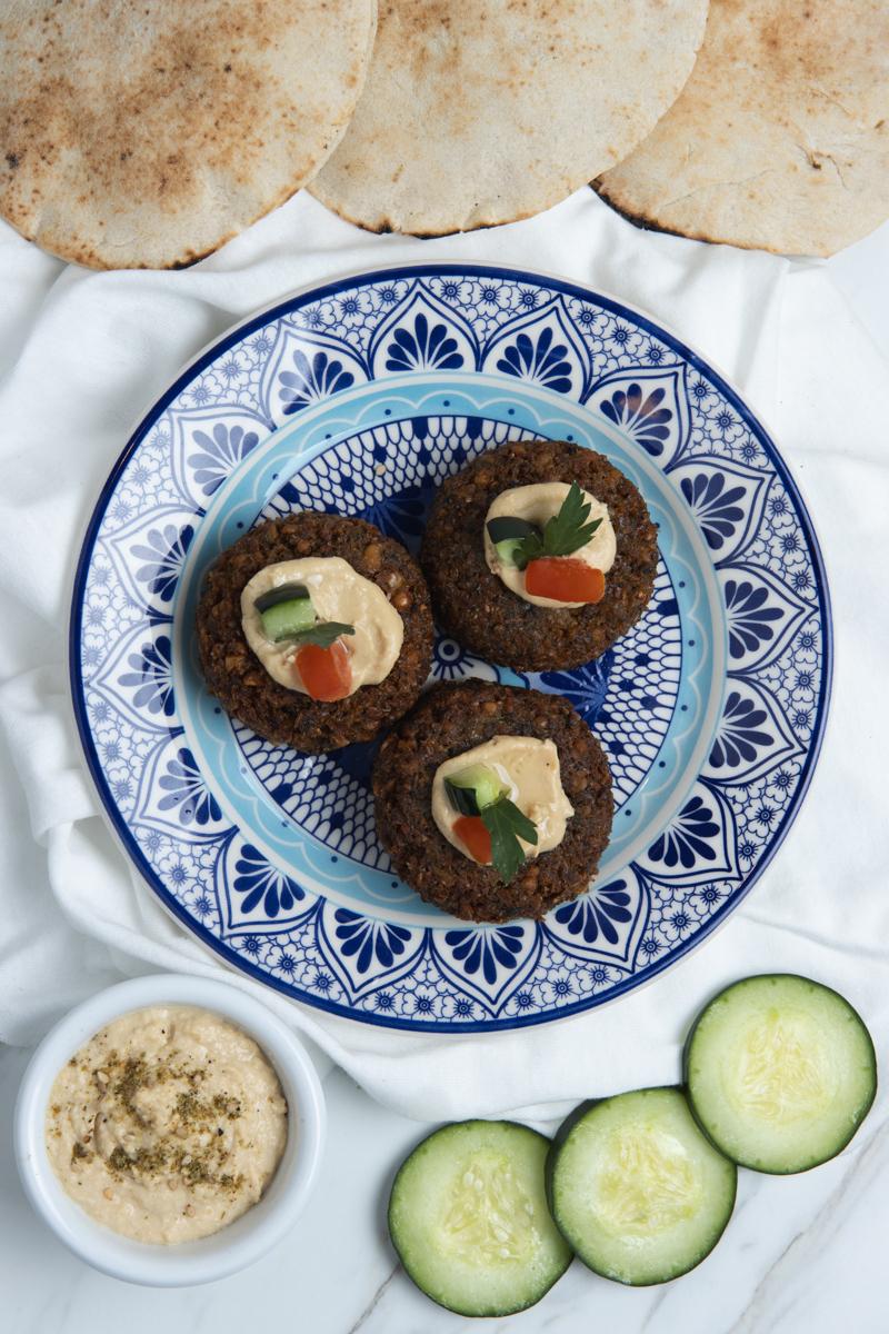 Canapés y platillos para banquetes — La Fenicia